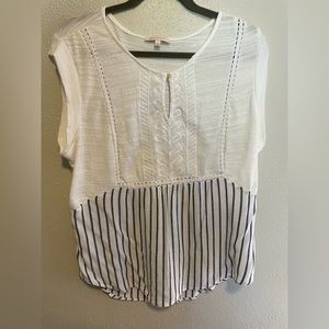 Skies Are Blue Sleeveless Blouse